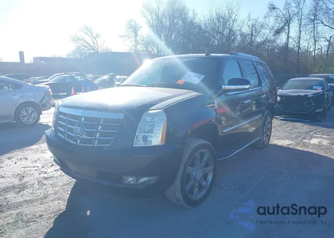 2009 Cadillac Escalade Standard из США, поврежденный, VIN 1GYFK23269R291832